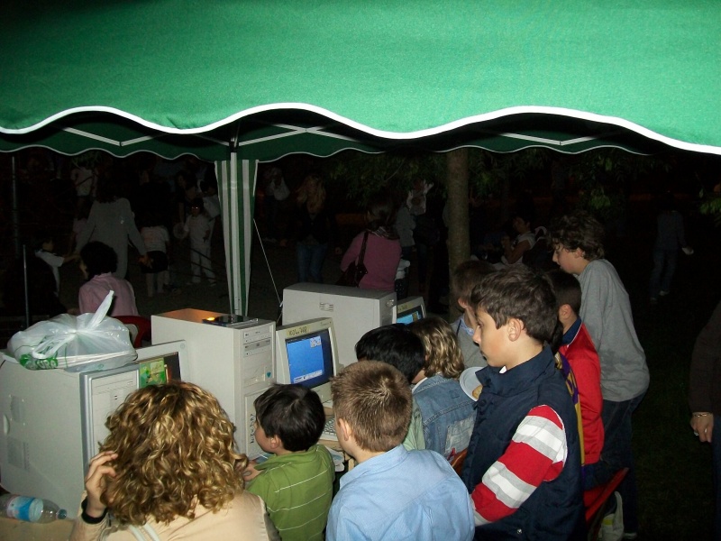File:Nikday10 6.jpg