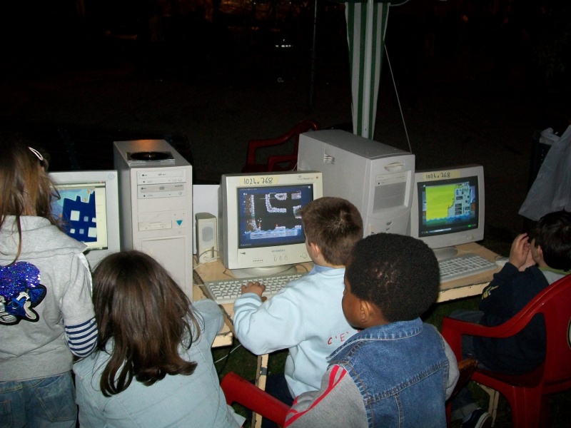 File:Nikday10 7.jpg