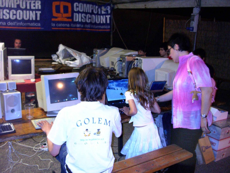 File:Lanparty019.JPG
