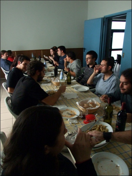 File:Pranzoveganno.jpg