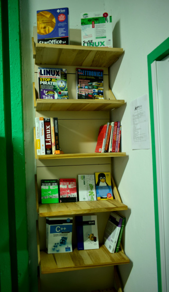 File:Libreria.jpg